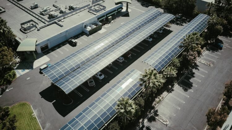 Valencia se consolida como centro clave para la distribución de ropa para tiendas multimarca